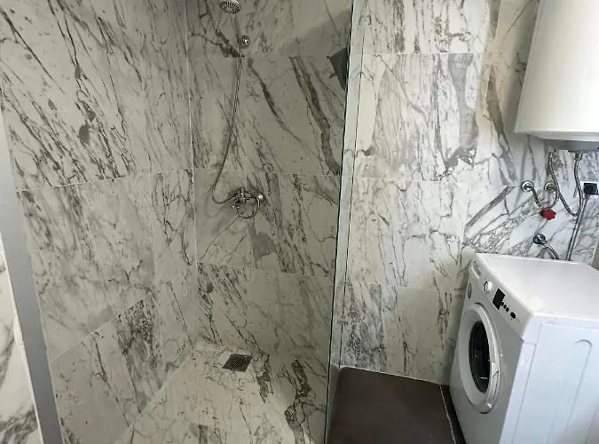 Apartment Maggie's Place Near Area Private Parking Skopje