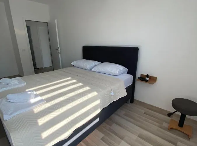 Maggie's Place Near Area Private Parking *