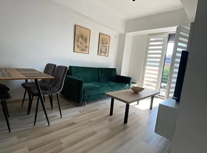 Maggie's Place Near Area Private Parking